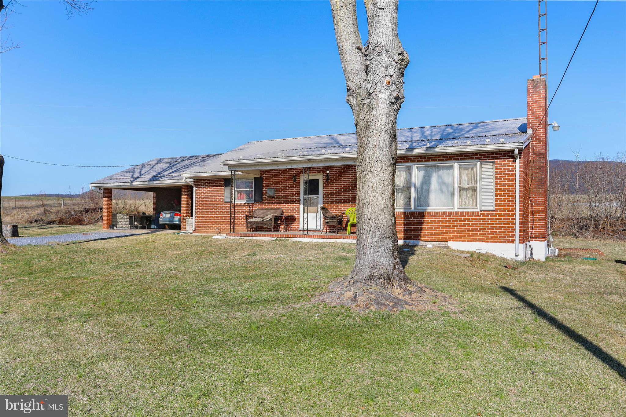 8565 LINCOLN WAY WEST