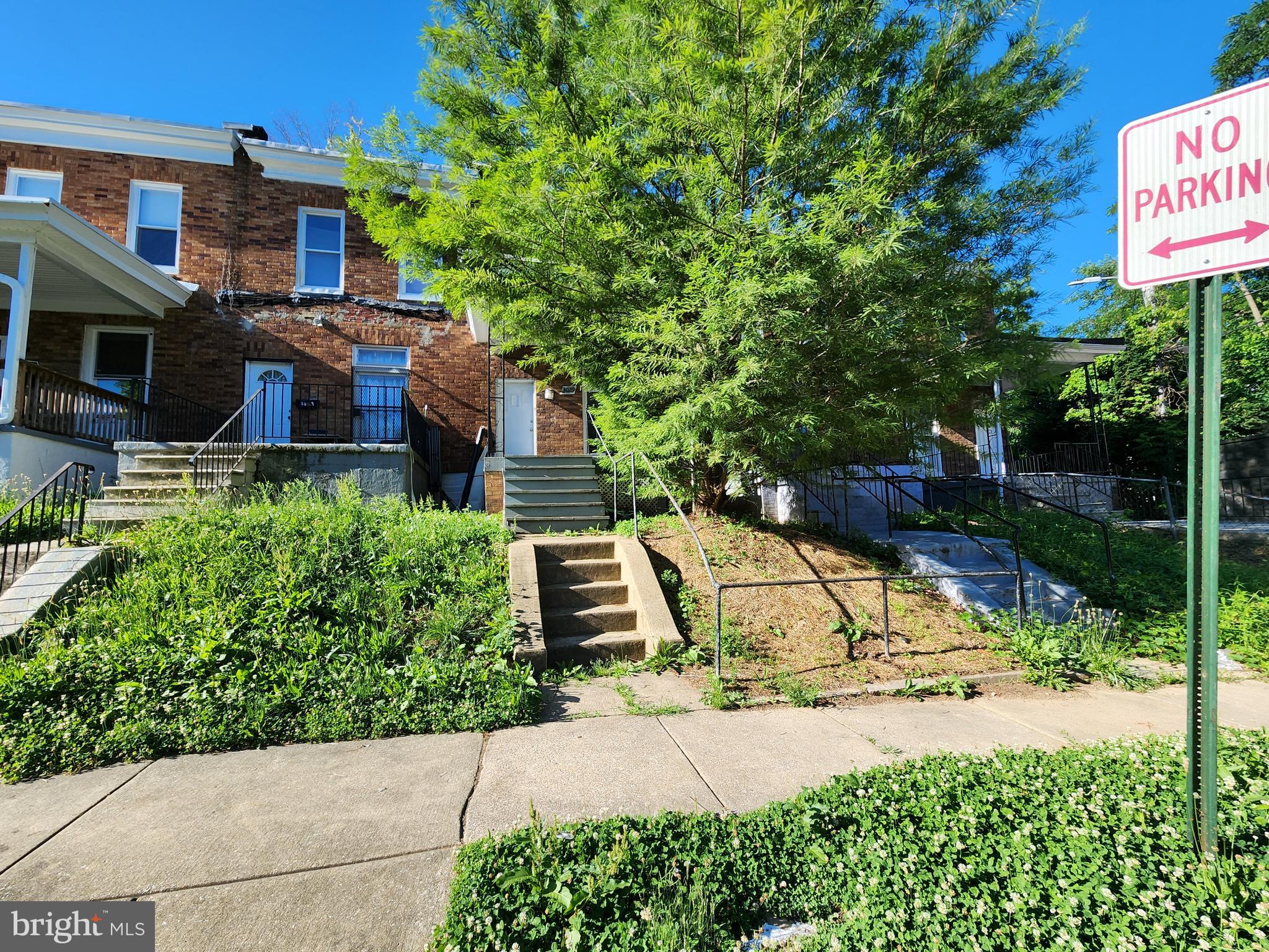 3029 RAYNER AVENUE