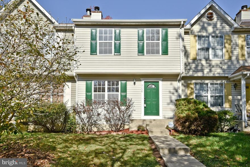 Beautiful remodeled townhouse! 3 bedrooms, 2 full & 2 1/2 bathrooms on 3 levels. Kitchen w/ granite counter tops, stainless steel appliances, breakfast bar, separate dining room, new carpet and ceramic tile bathrooms, fully finished walk out basement with fireplace and 2 tier deck. Wash & Dryer in utility room with lots of storage. Close to shopping centers, schools and major routes.