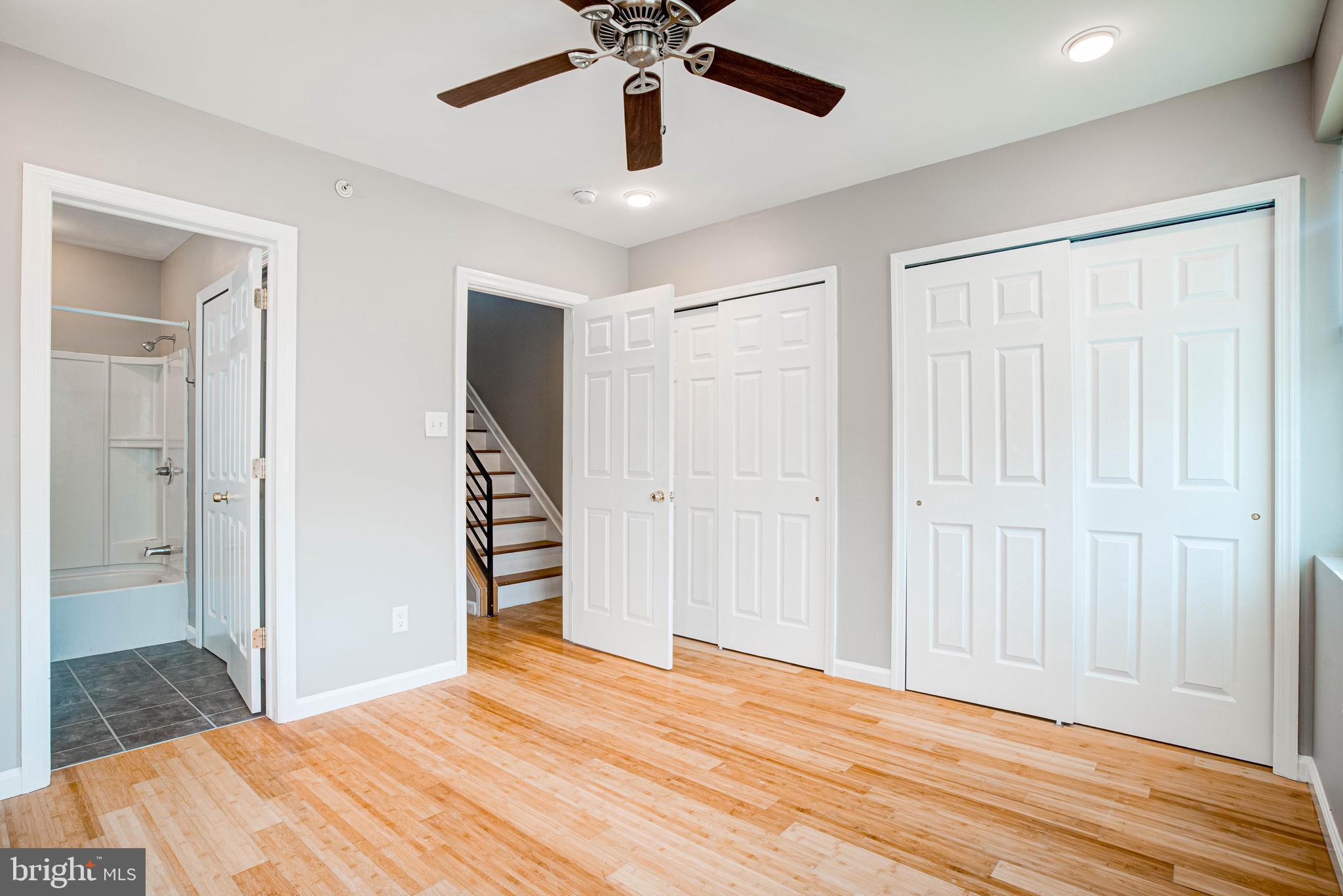 EAST KENSINGTON - Residential