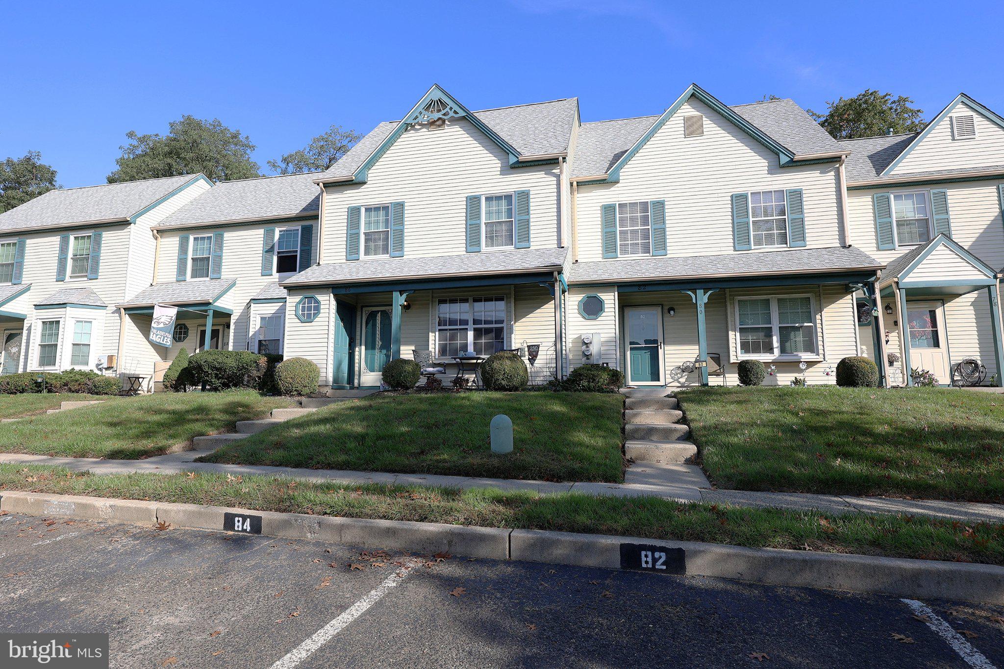 84 KNOLL DRIVE