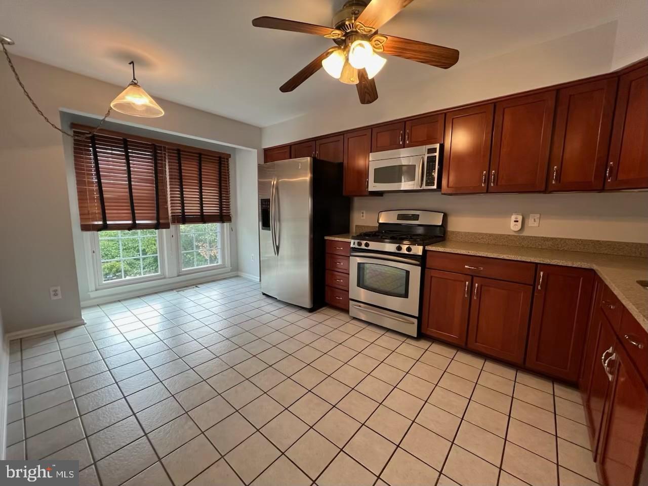 12002 LISA MARIE COURT