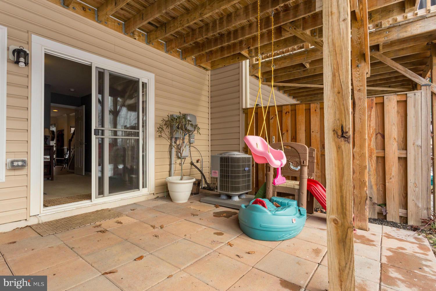 POWELLS RUN VILLAGE - Residential