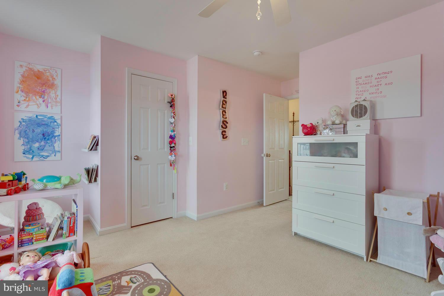 POWELLS RUN VILLAGE - Residential