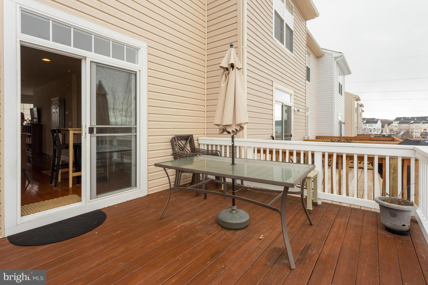 POWELLS RUN VILLAGE - Residential