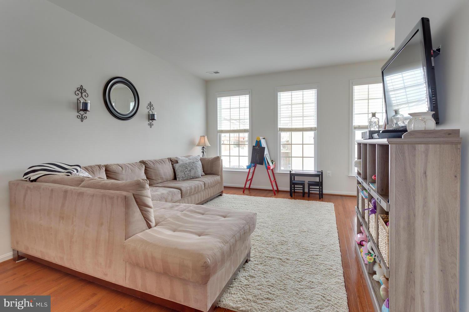 POWELLS RUN VILLAGE - Residential