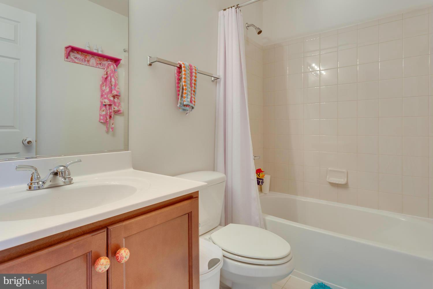 POWELLS RUN VILLAGE - Residential