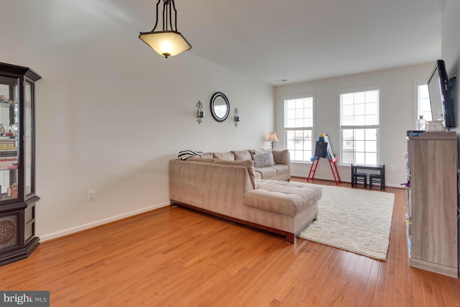 POWELLS RUN VILLAGE - Residential