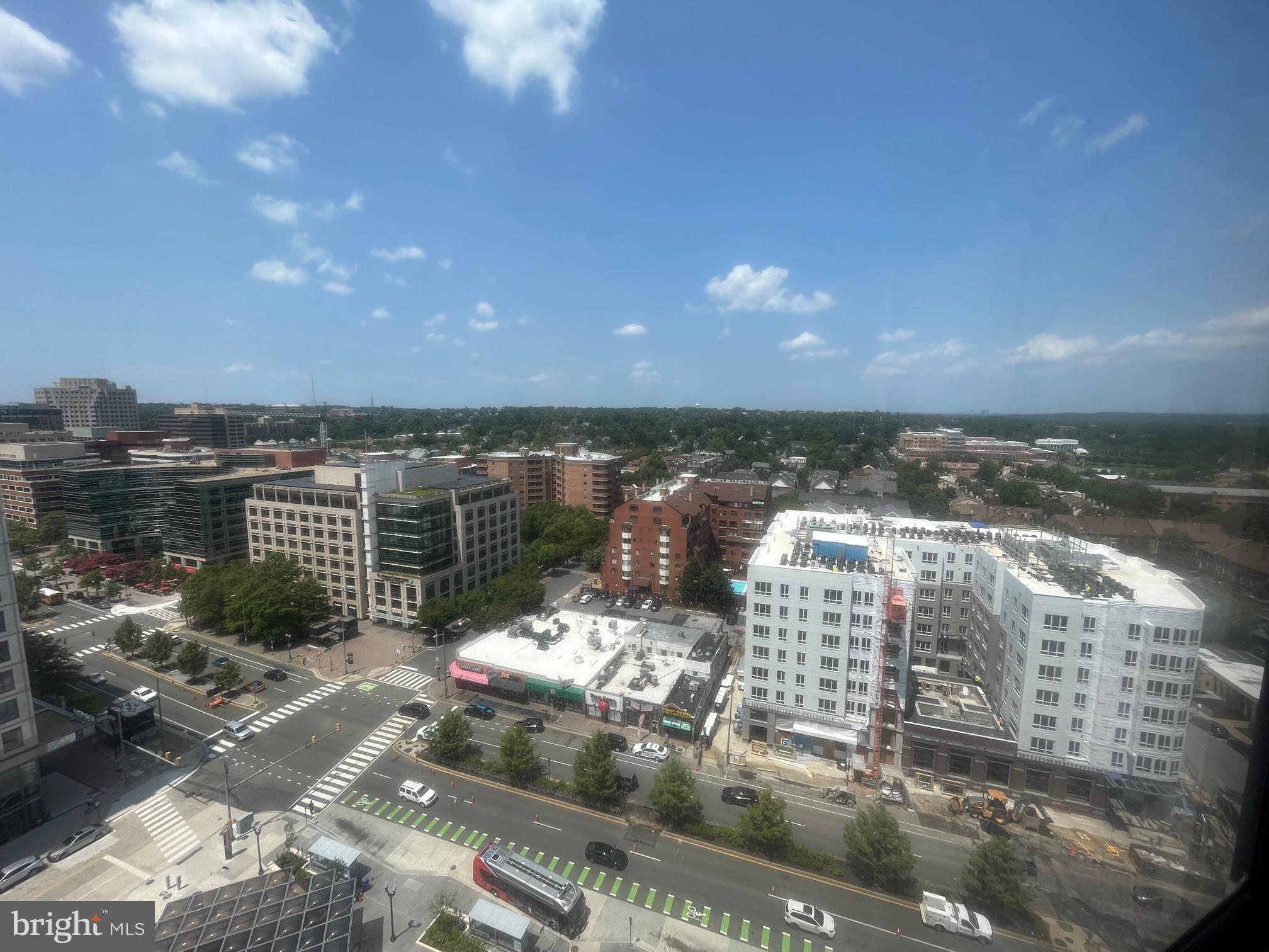 ALTA VISTA - Residential Lease