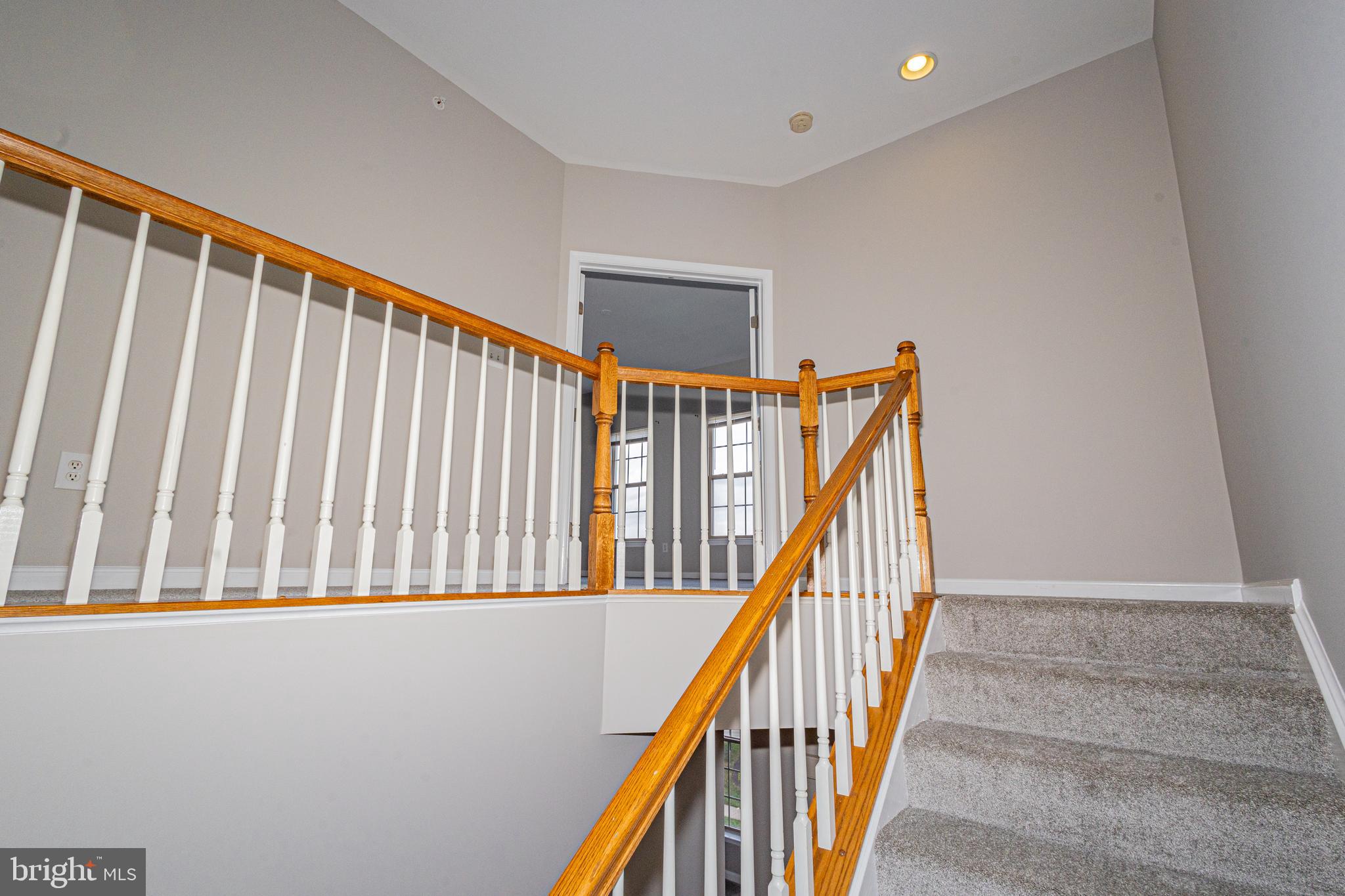 MADISON CRESCENT CONDOMINIUM - Residential