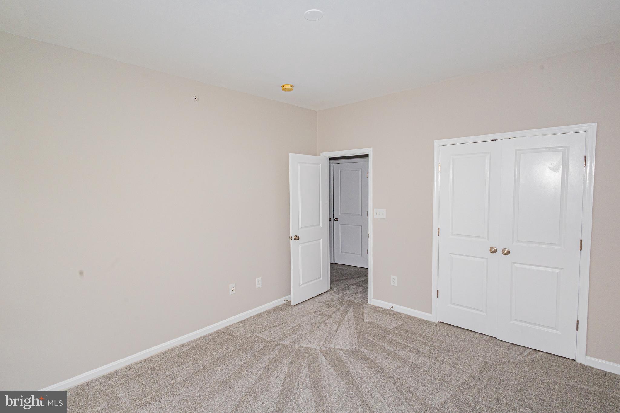MADISON CRESCENT CONDOMINIUM - Residential