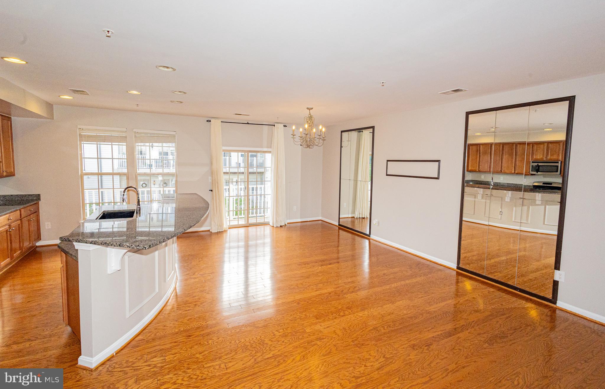MADISON CRESCENT CONDOMINIUM - Residential