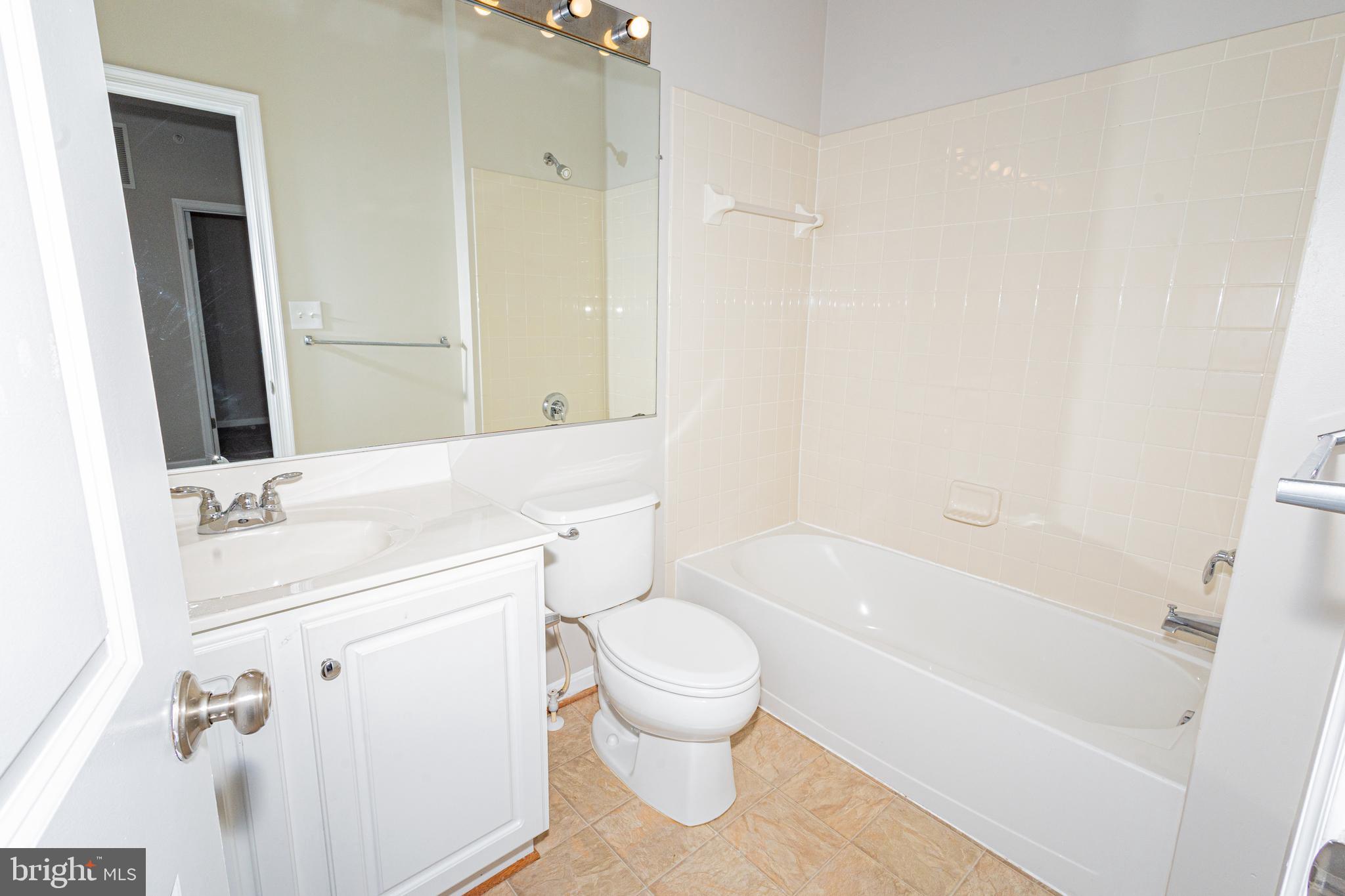 MADISON CRESCENT CONDOMINIUM - Residential