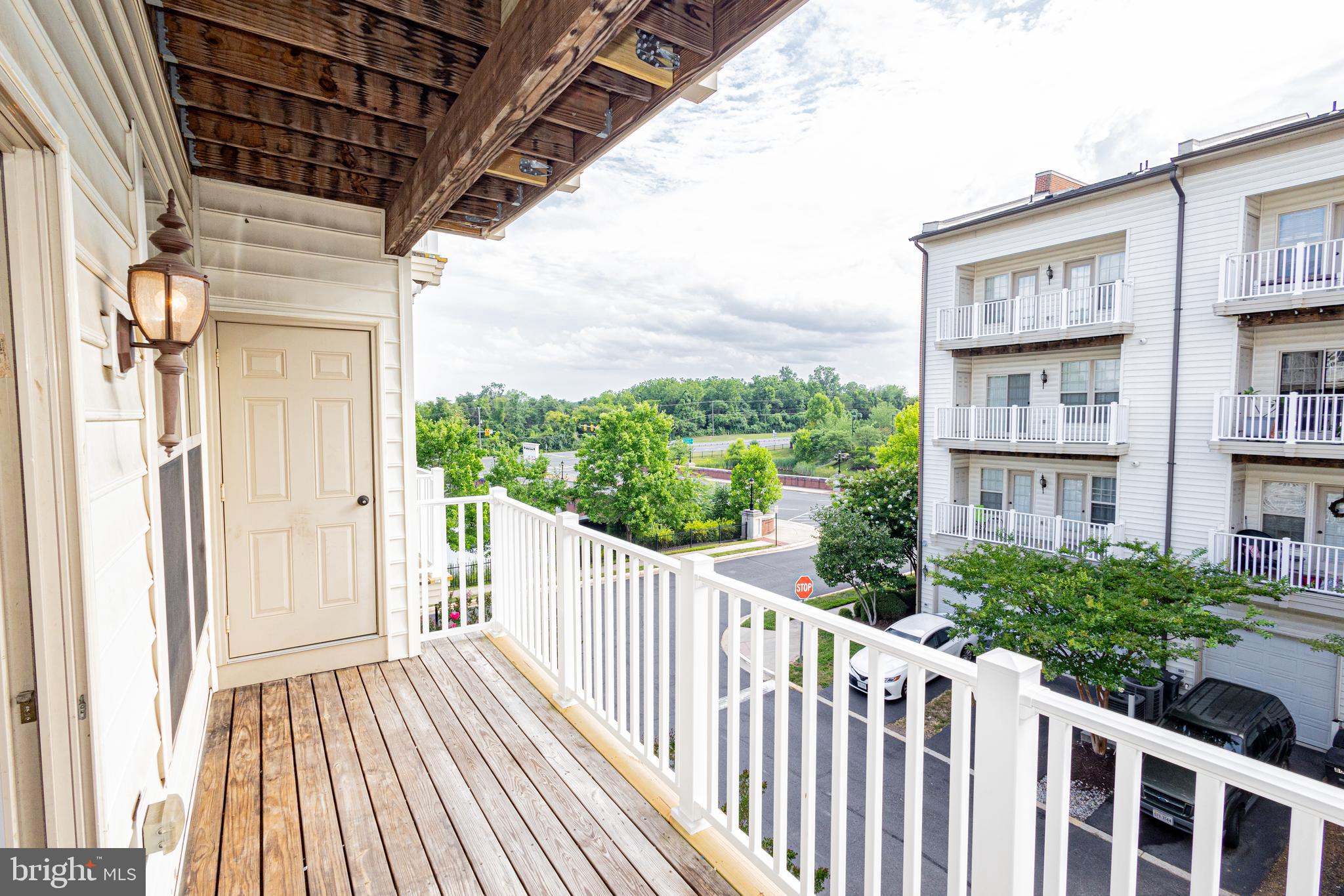 MADISON CRESCENT CONDOMINIUM - Residential