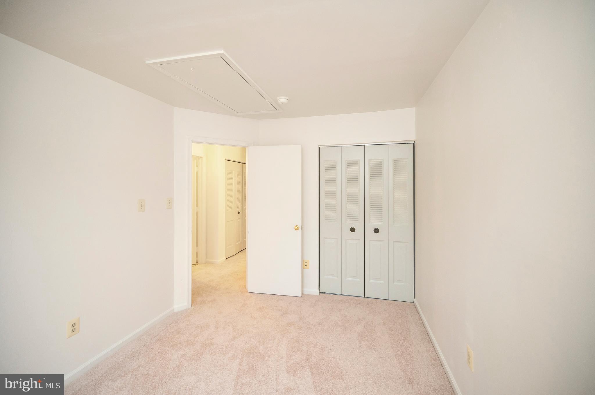 VILLAGES OF SALEM STATION - Residential