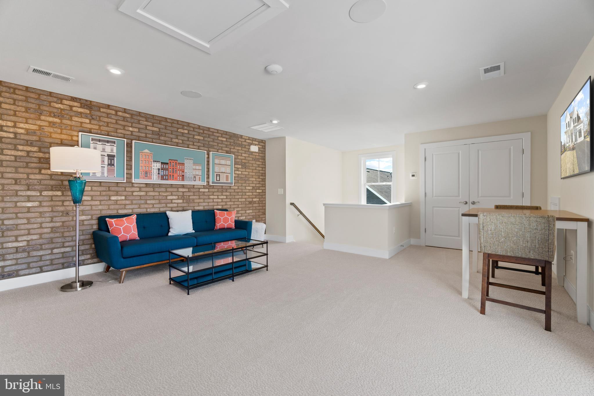 SUNSTONE PRESERVE - Residential