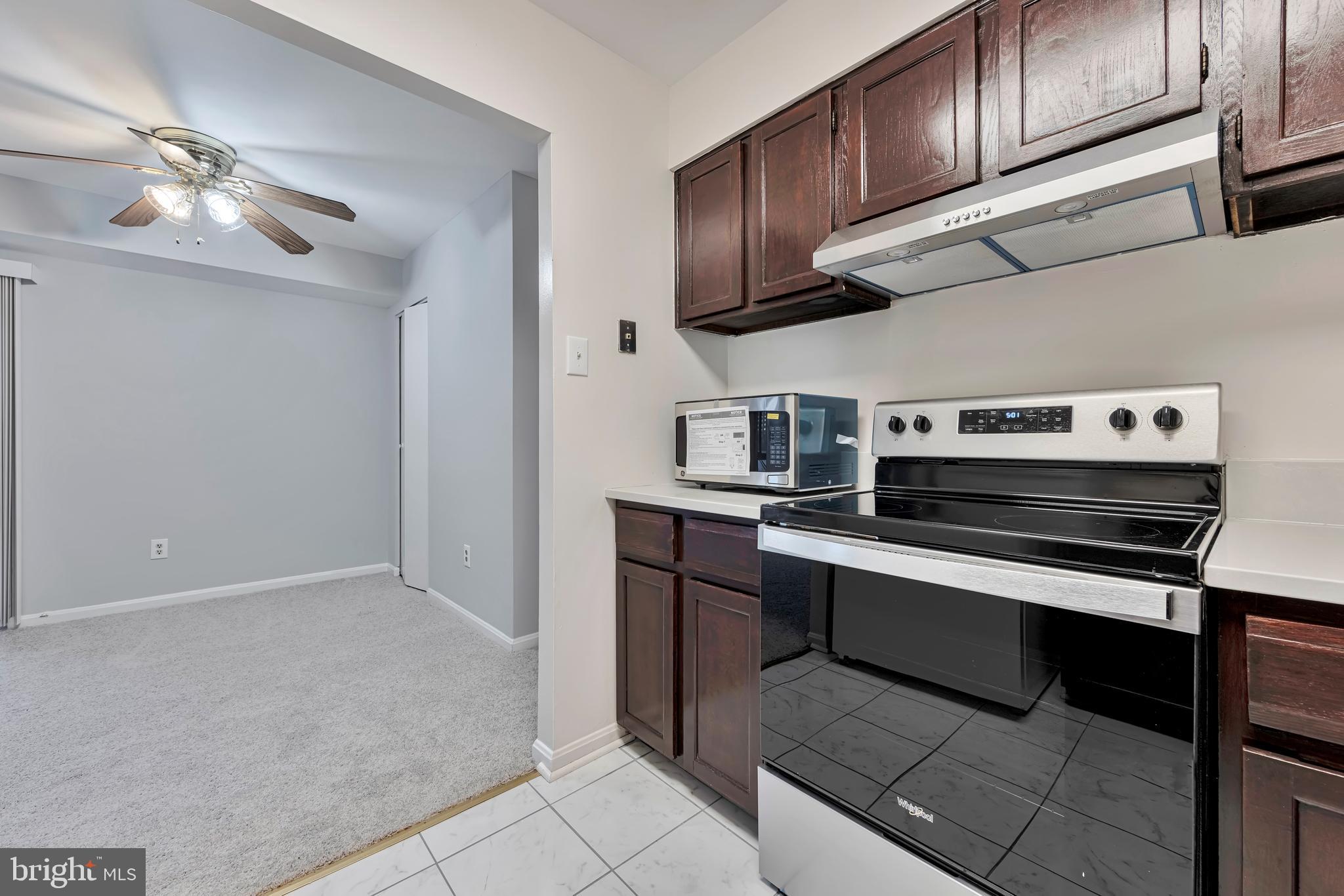 EDSALL BLUFF - Residential Lease