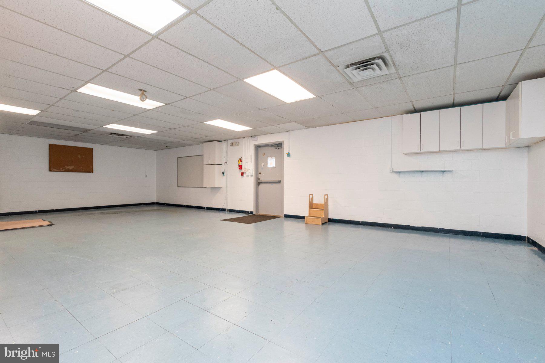 INVERNESS - Commercial Sale