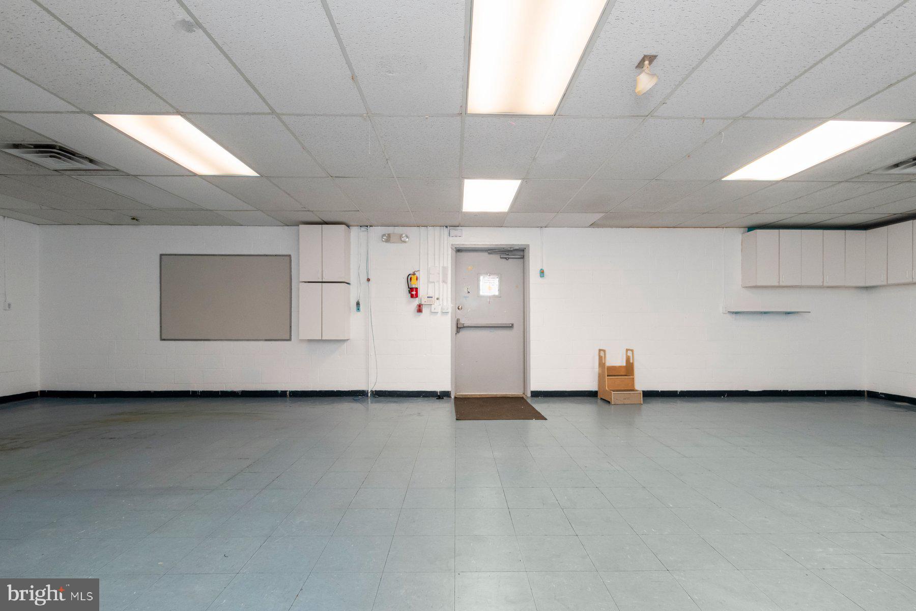 INVERNESS - Commercial Sale