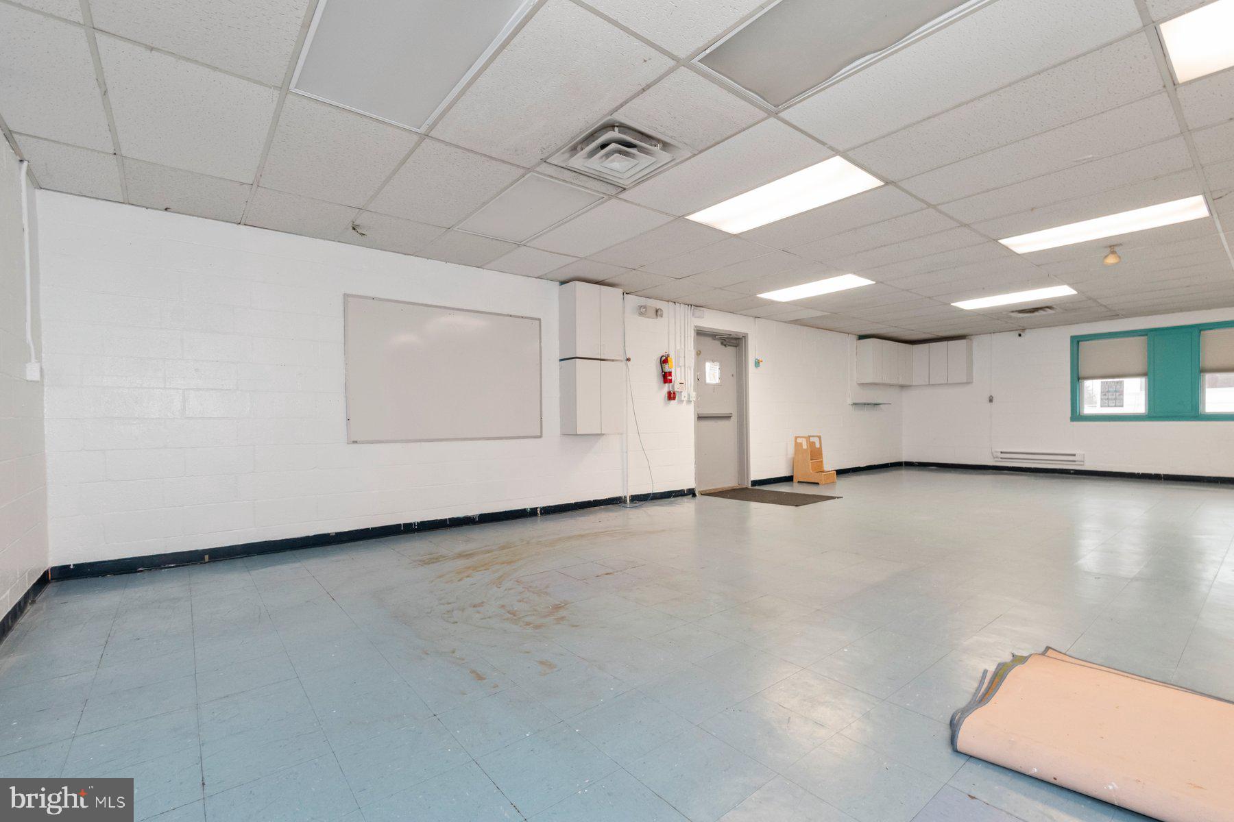 INVERNESS - Commercial Sale