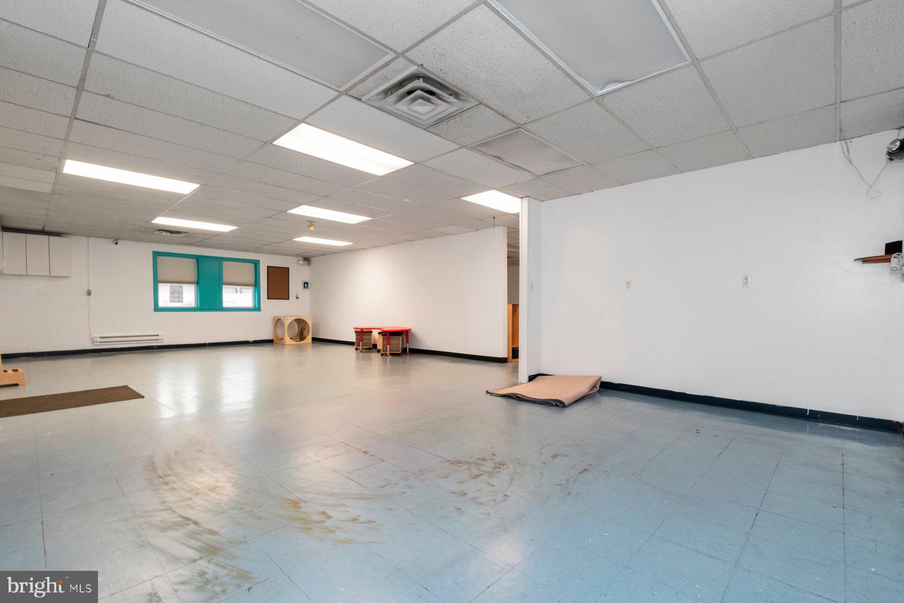 INVERNESS - Commercial Sale