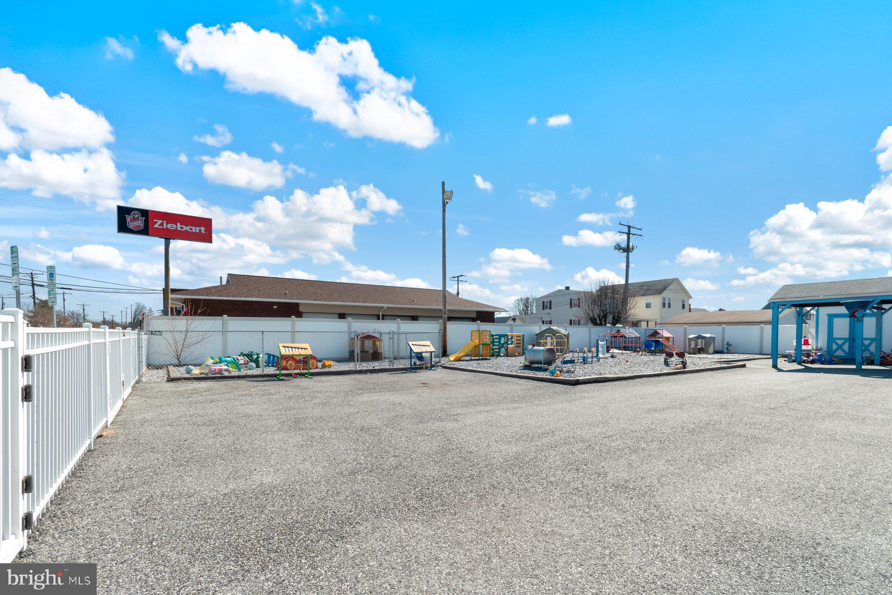 INVERNESS - Commercial Sale