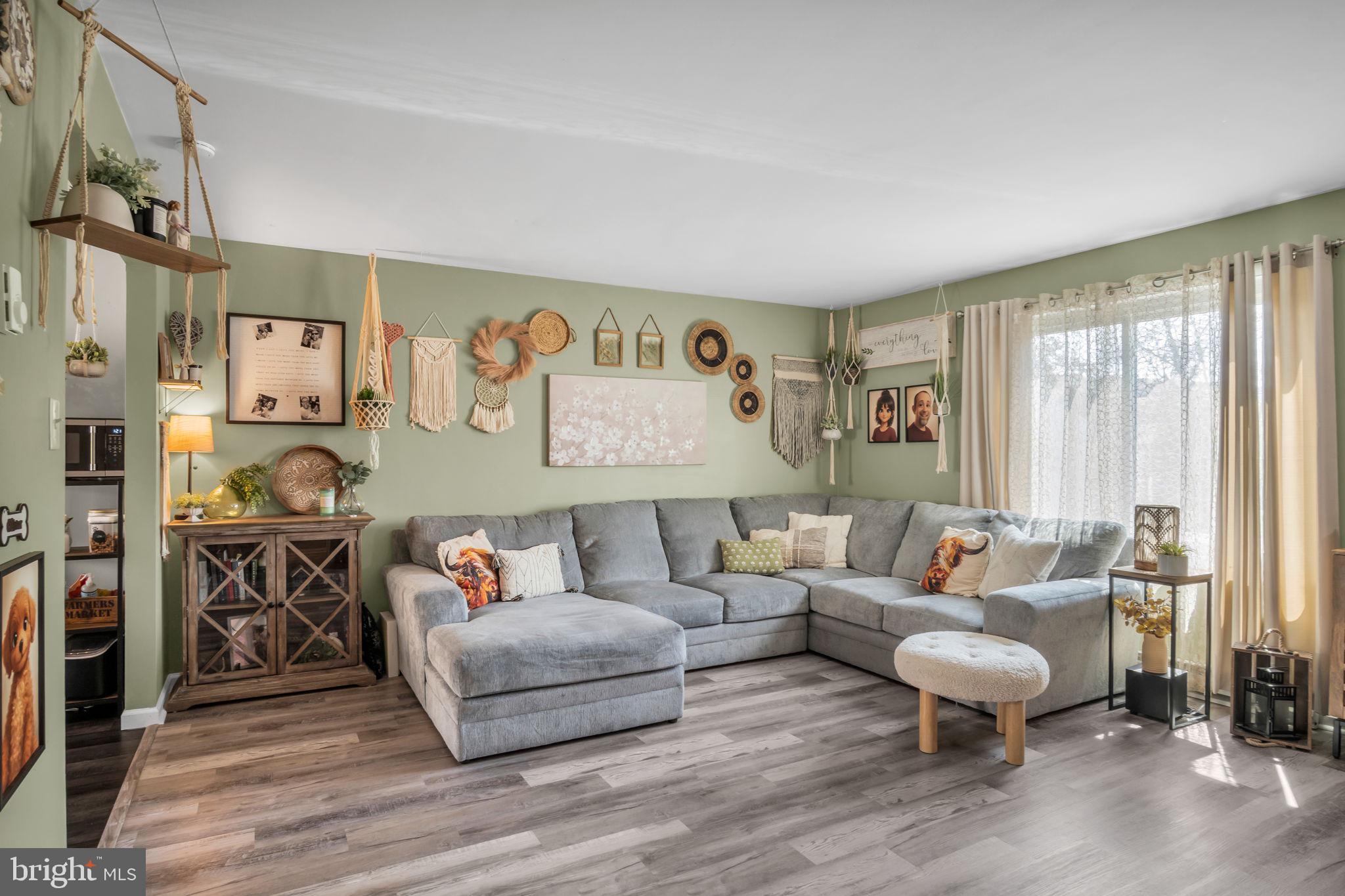 167 WHITE DOGWOOD DRIVE