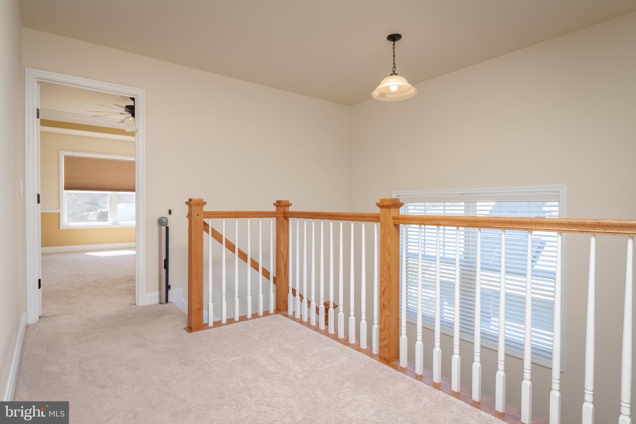 ESSEX/MIDDLE RIVER - Residential