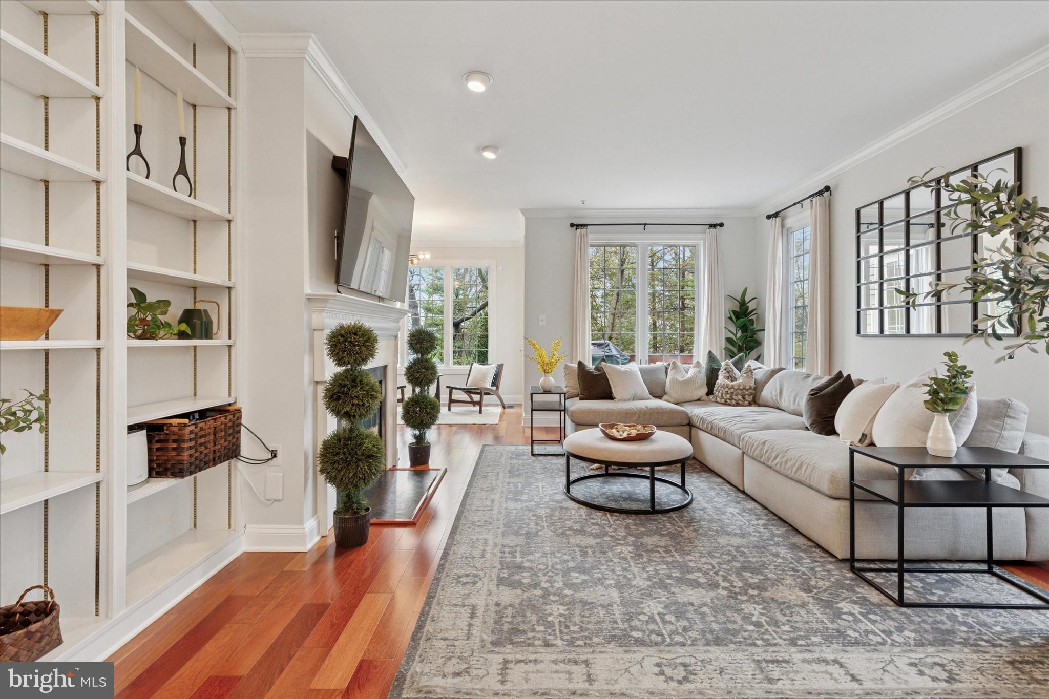 GLEN ARBOR - Residential