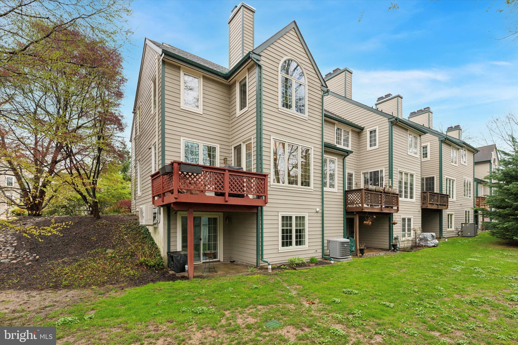 GLEN ARBOR - Residential