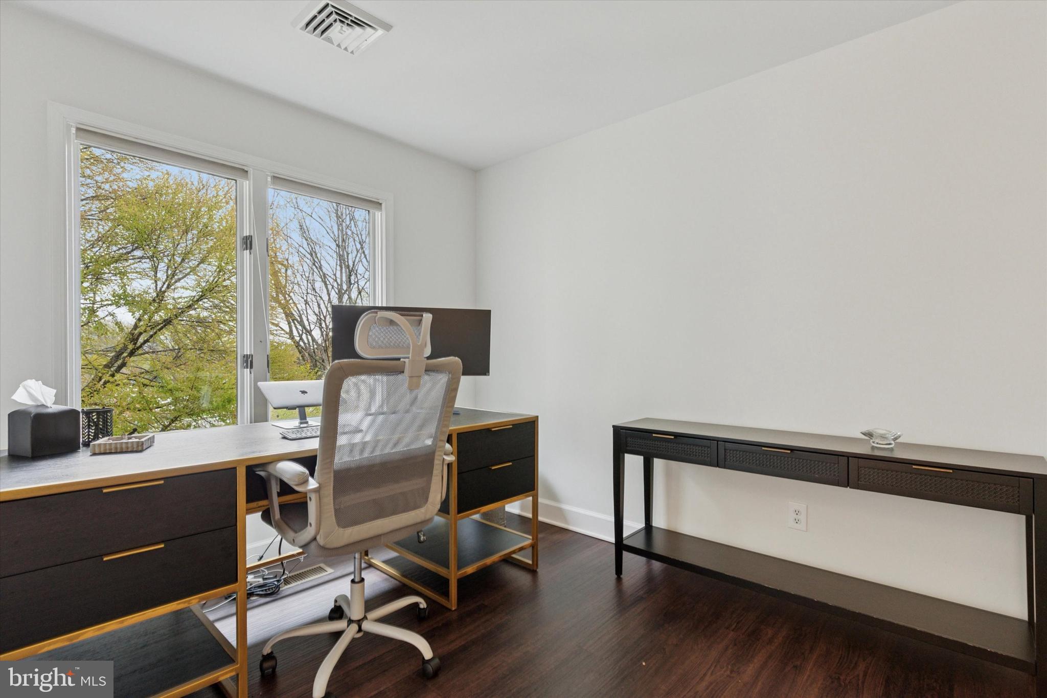 GLEN ARBOR - Residential