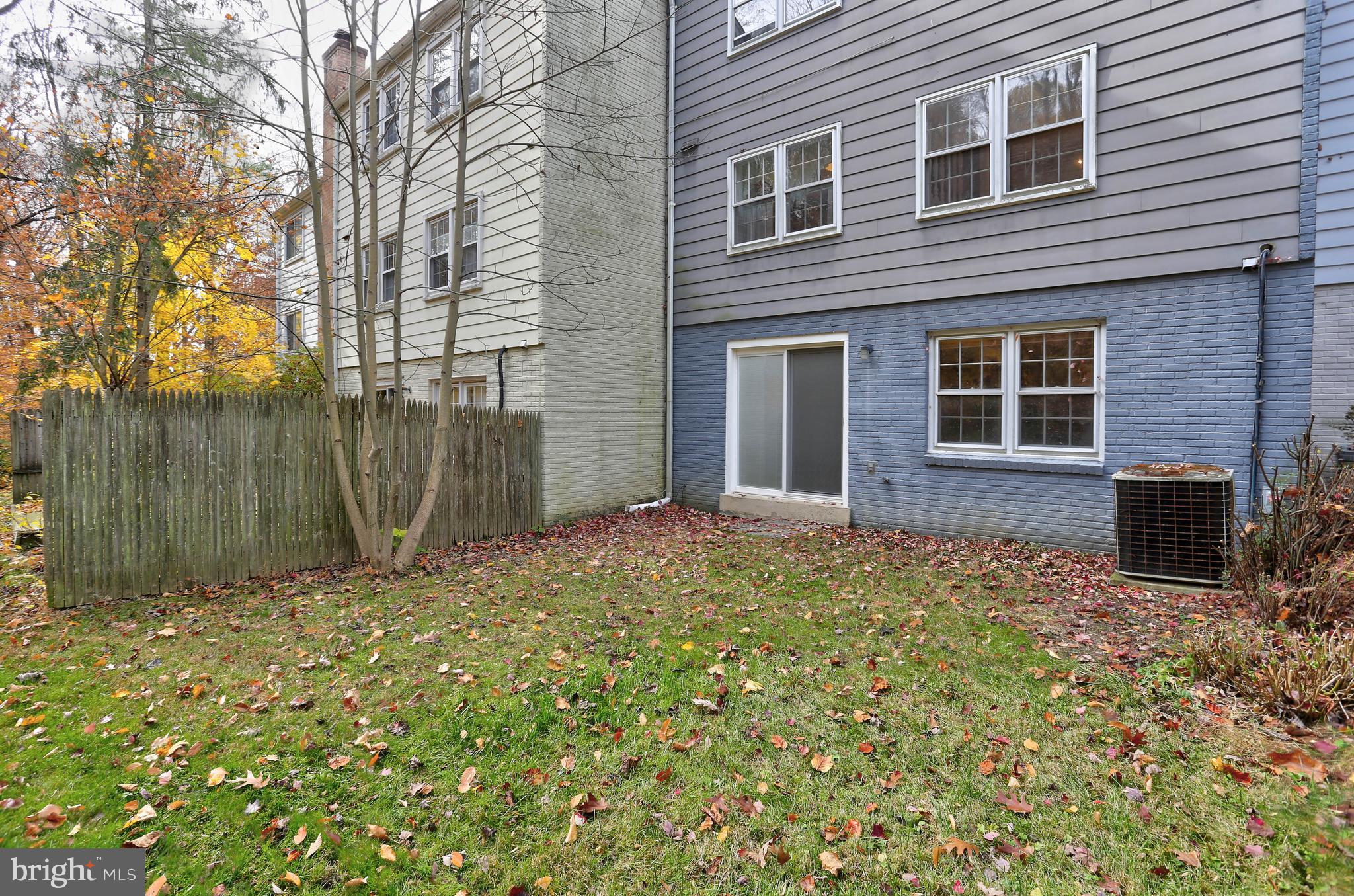 KING CHARLES COMMONS - Residential