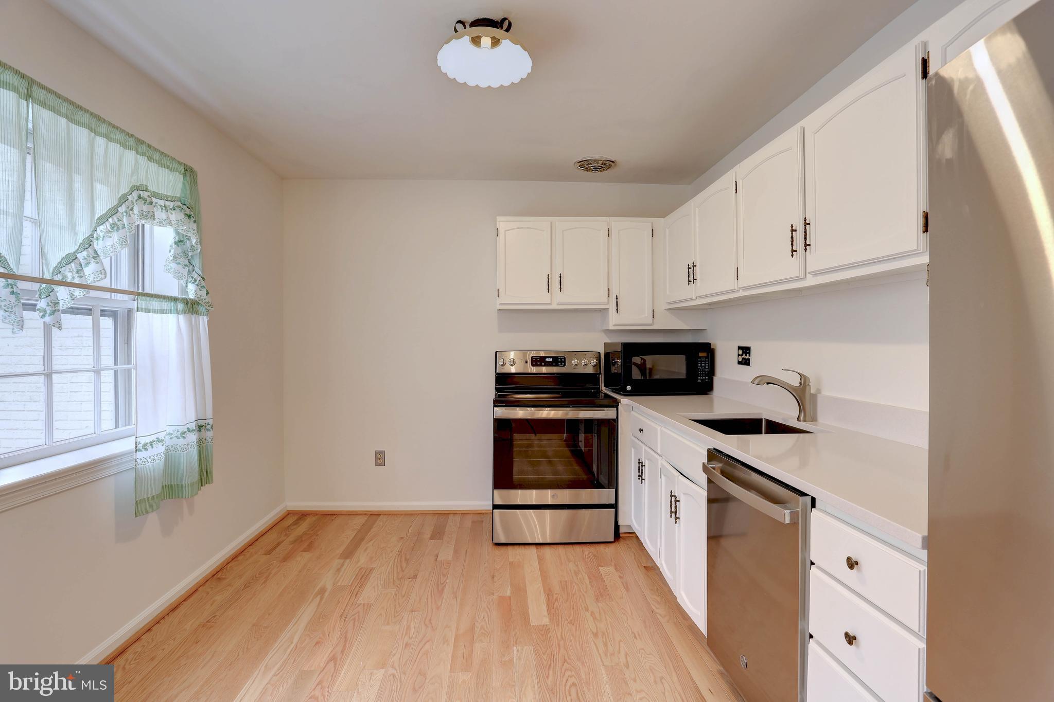 KING CHARLES COMMONS - Residential