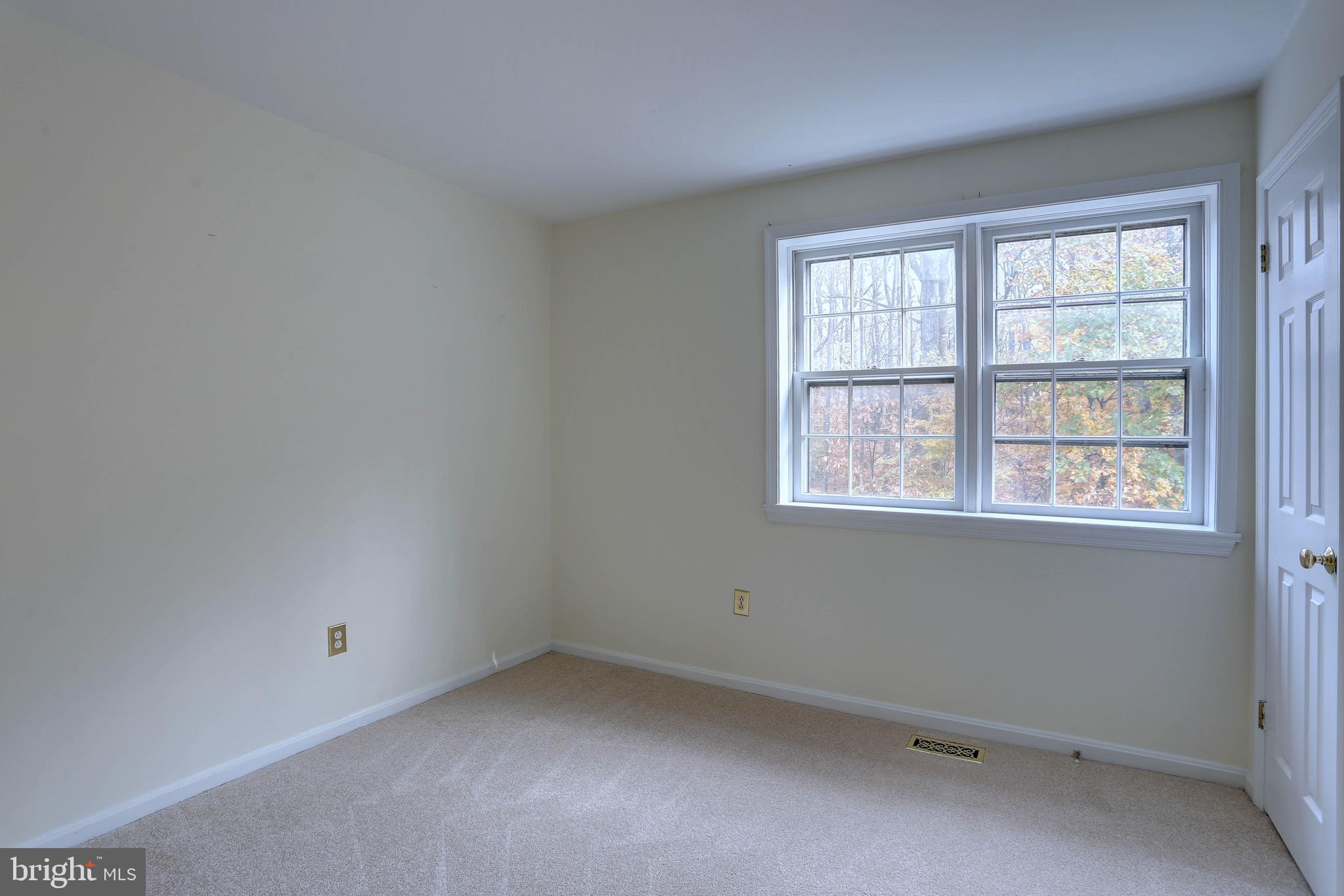 KING CHARLES COMMONS - Residential