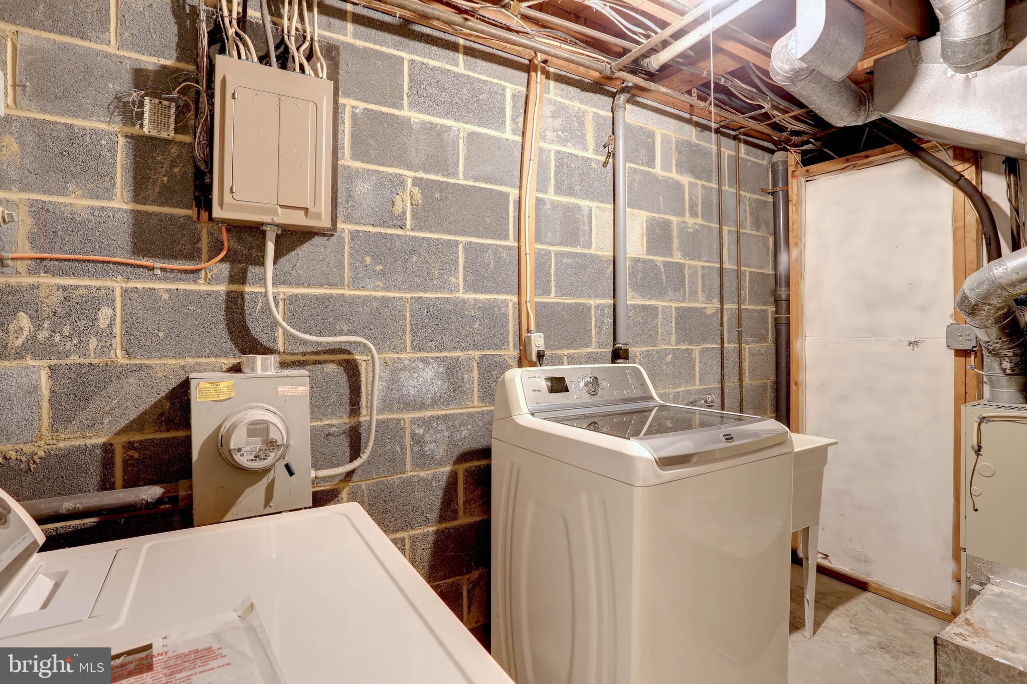 KING CHARLES COMMONS - Residential