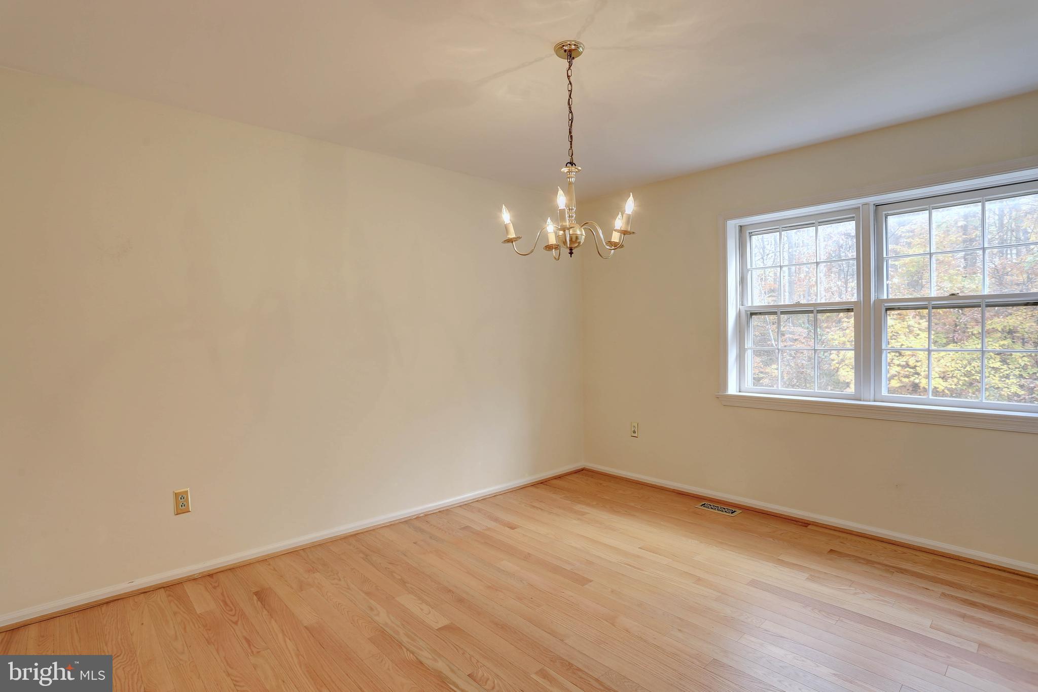 KING CHARLES COMMONS - Residential