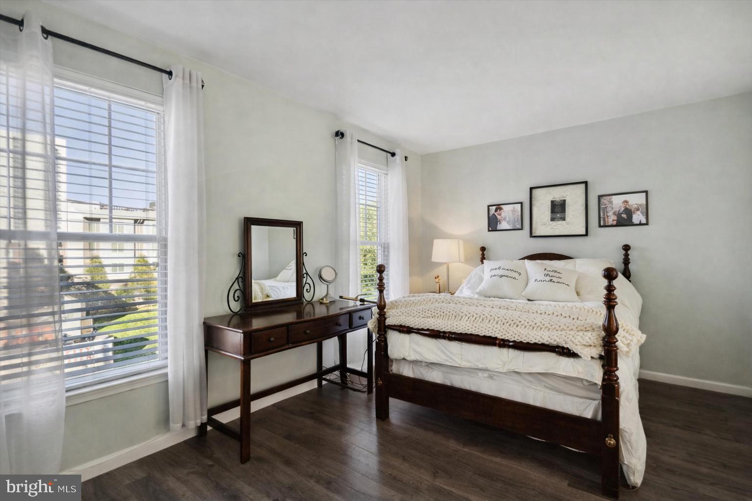 HAWTHORNE - Residential