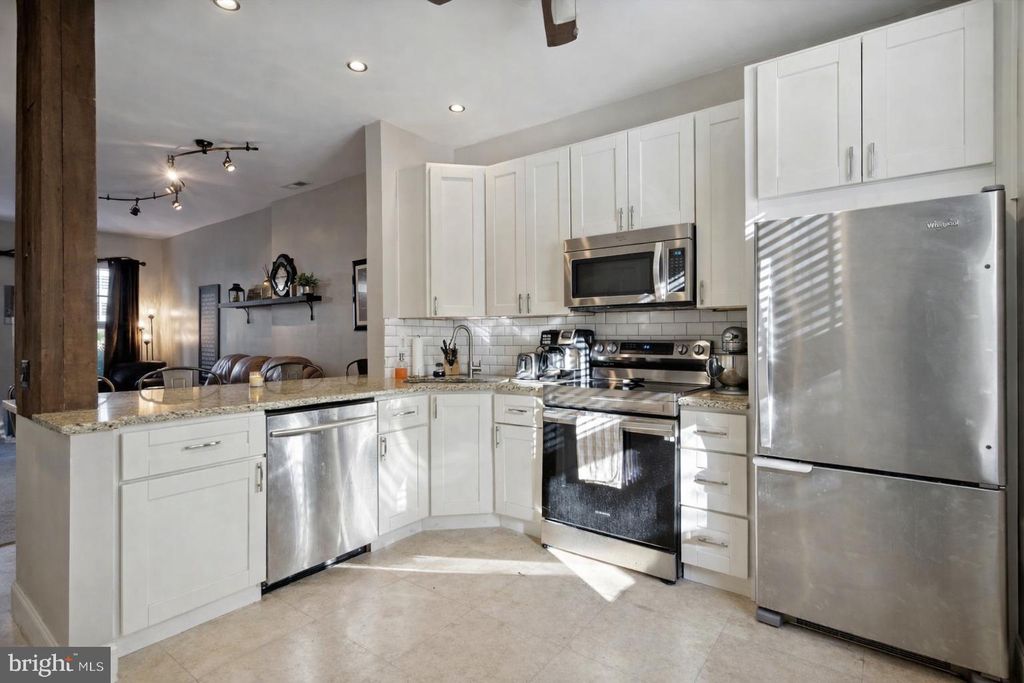 Photo of 1312 Bainbridge Street, PHILADELPHIA, PA 19147 (MLS # PAPH2596088)