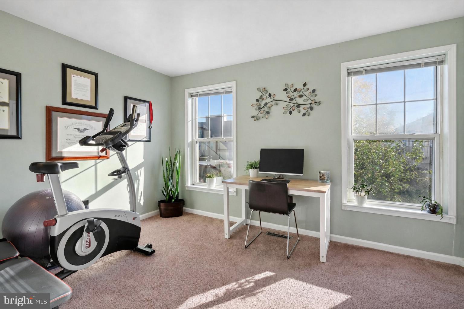 HAWTHORNE - Residential