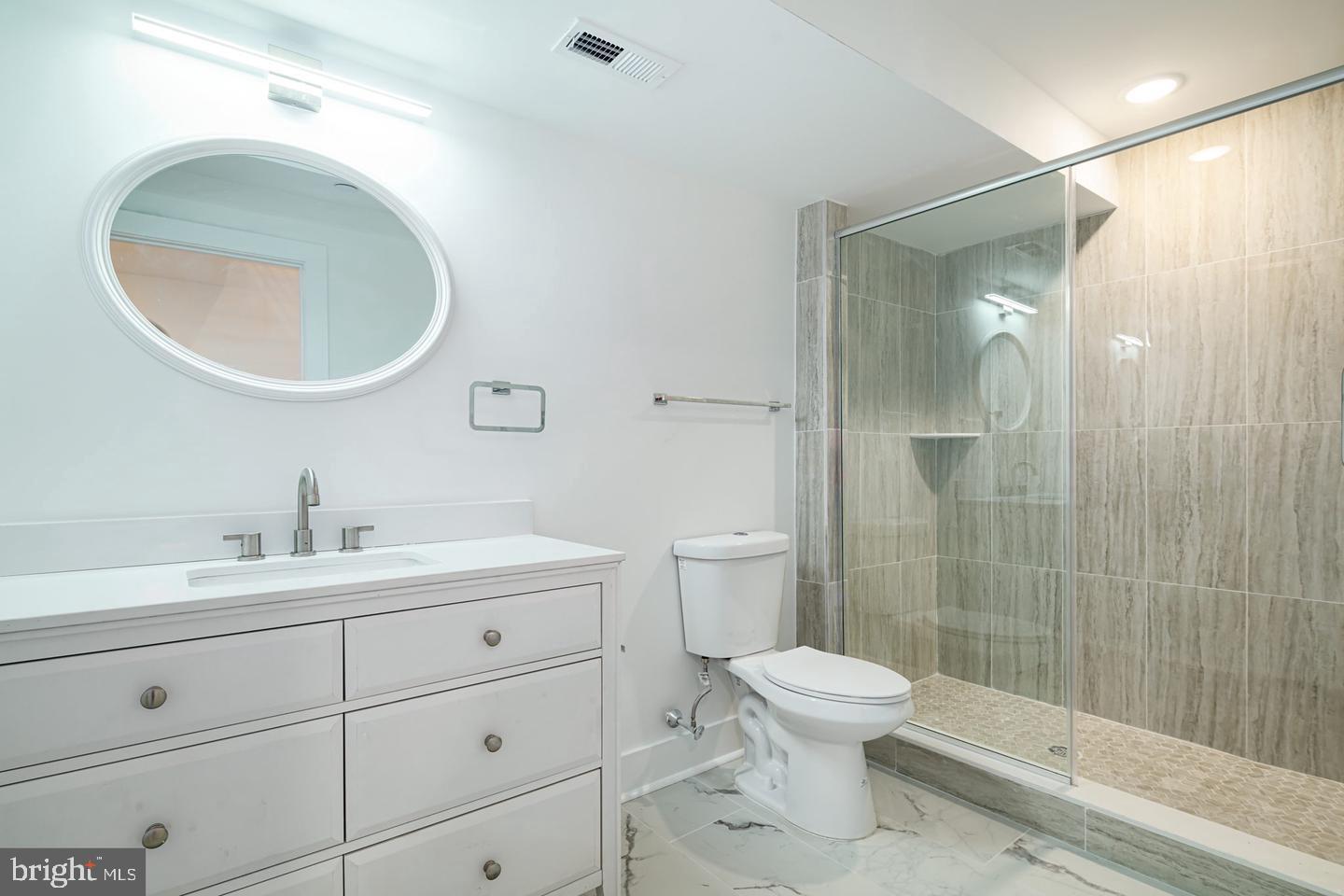 NORRIS SQUARE - Residential Lease