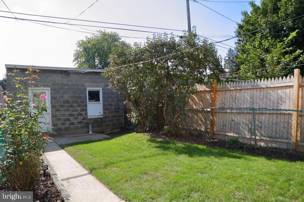 LANCASTER - Residential