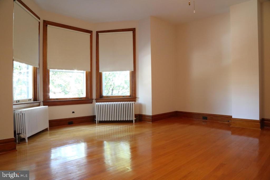 LANCASTER - Residential