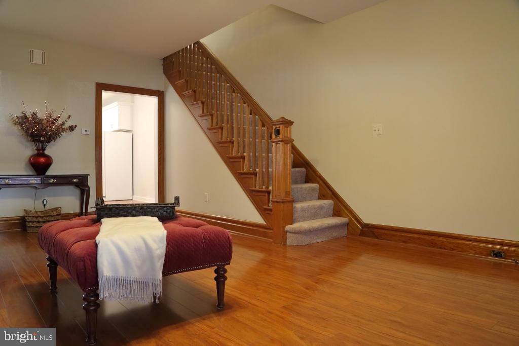 LANCASTER - Residential