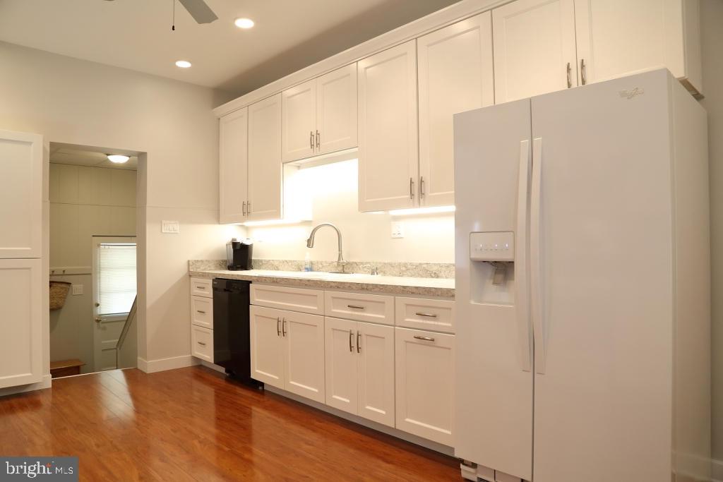 LANCASTER - Residential