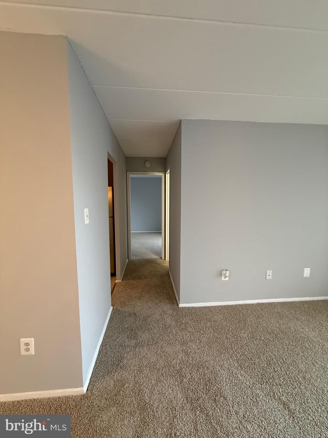 HUNTINGTON CLUB - Residential Lease