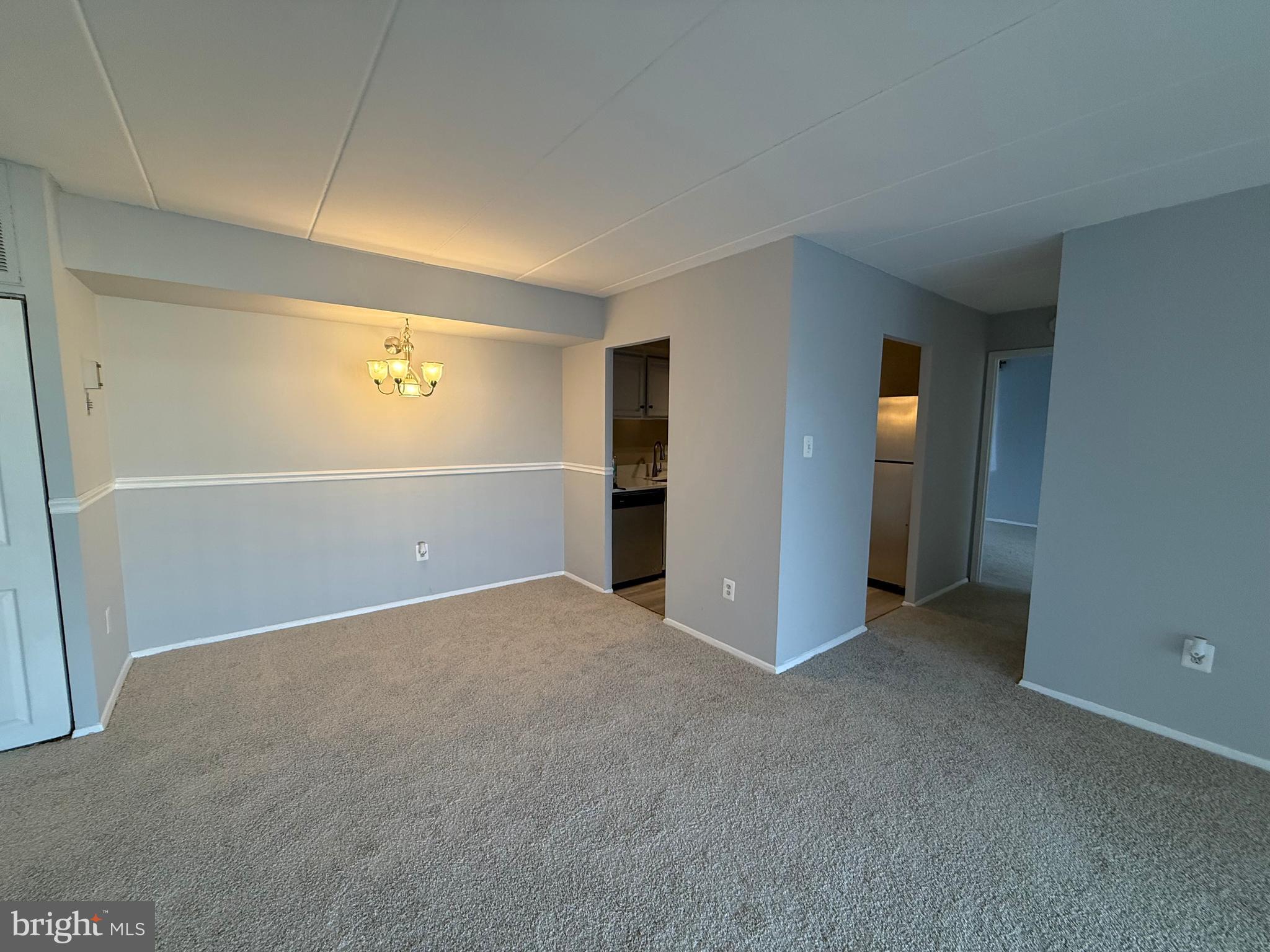 HUNTINGTON CLUB - Residential Lease