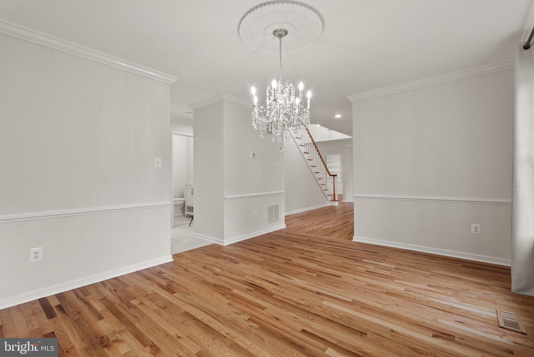 LANGLEY OAKS - Residential Lease