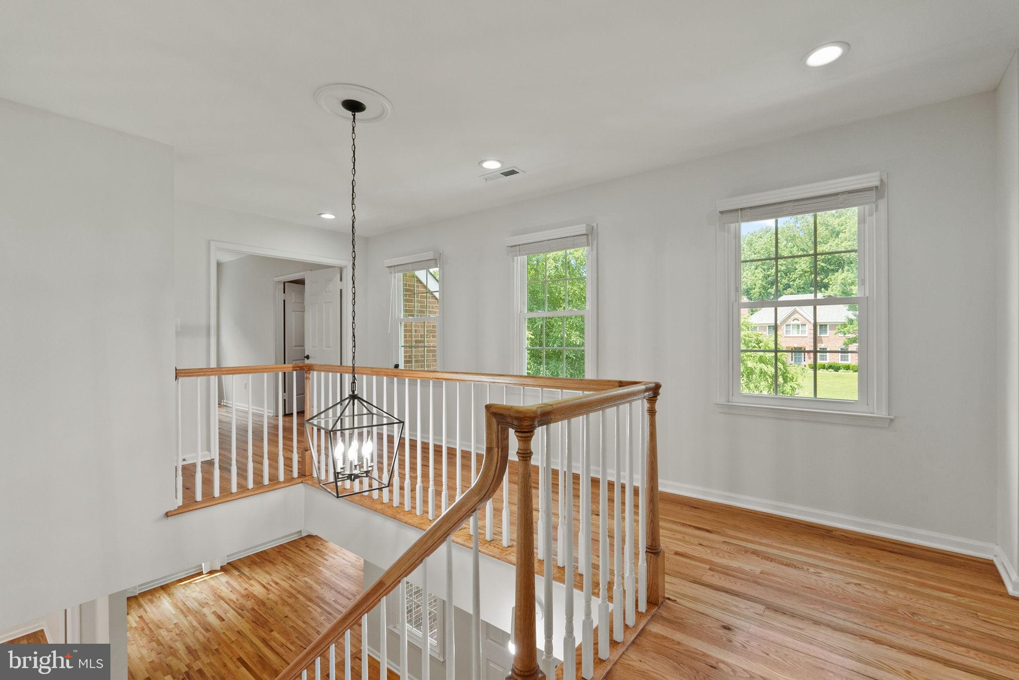 LANGLEY OAKS - Residential Lease