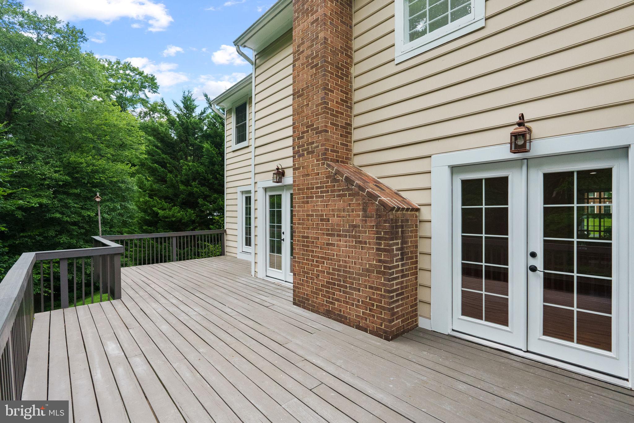 LANGLEY OAKS - Residential Lease