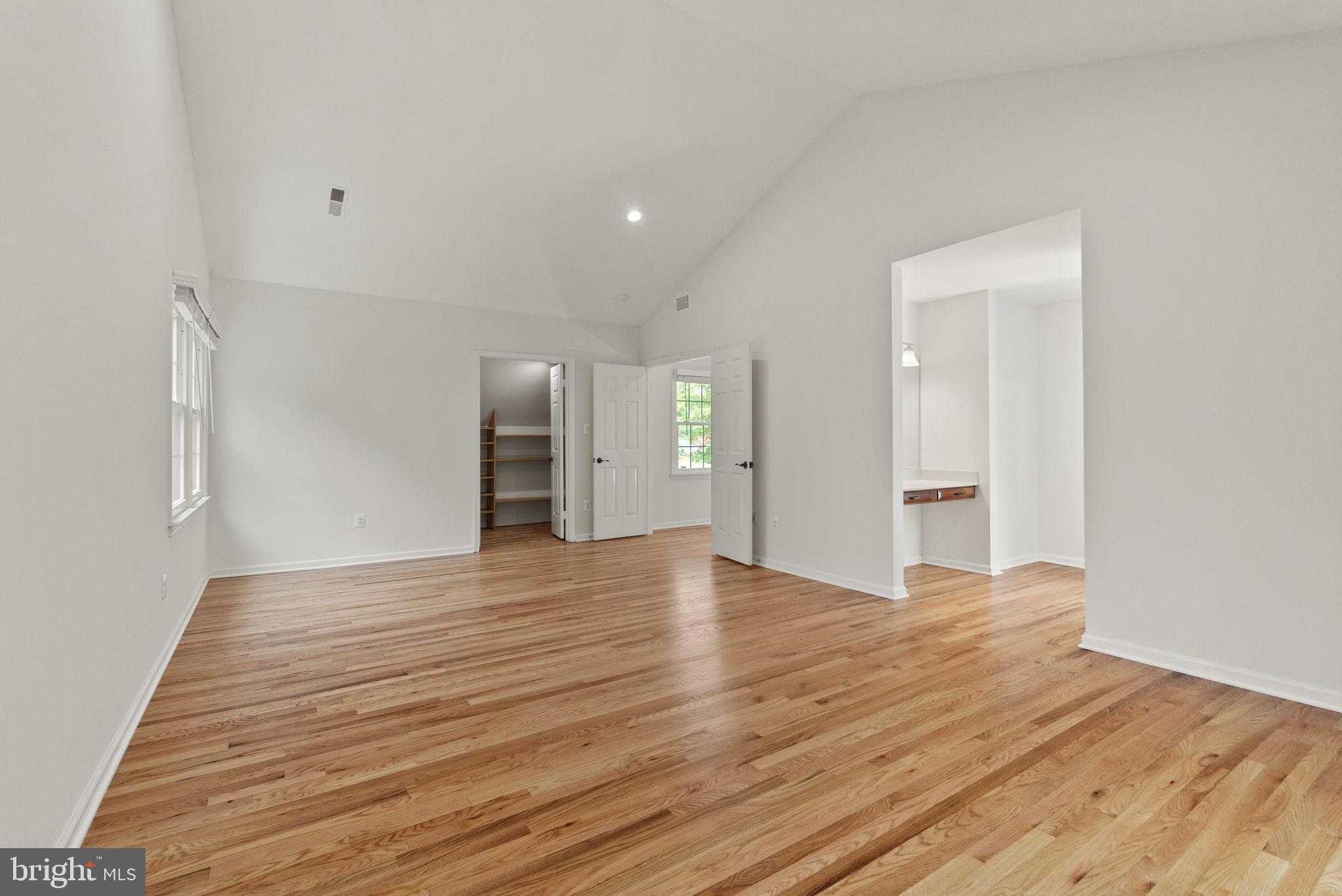 LANGLEY OAKS - Residential Lease